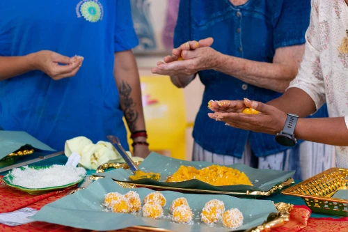 Visite et atelier au Temple Maryen Péroumal
